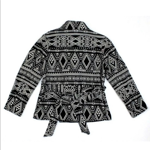 H&M Conscious wrap jacket - Picture 2 of 2